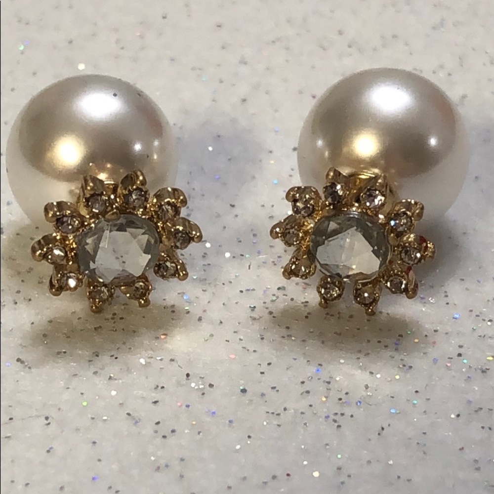 Pearl and diamond earrings